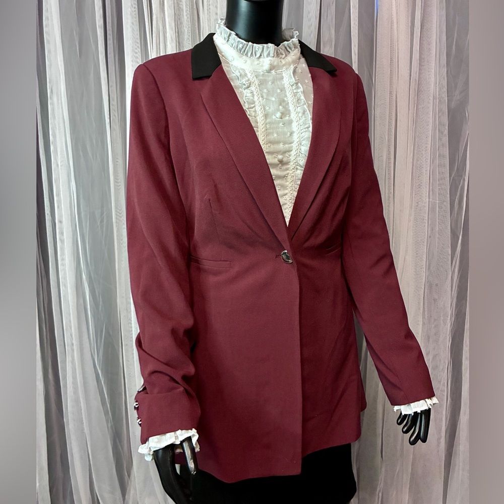 VENUS Maroon Blazer with Black Accents